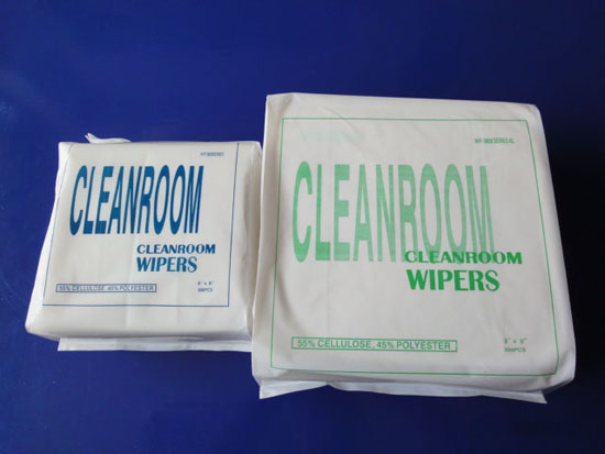 Cleanroon non-woven wiper